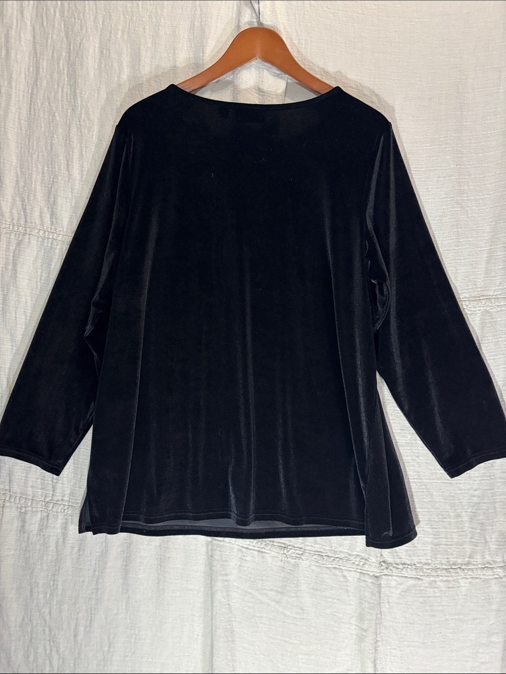 Quacker Factory Black Velvet Rhinestone Embellished Tunic Blouse Size 1X EUC - Picture 7 of 8